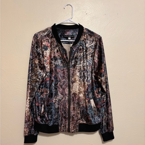 clotheshead Jackets & Blazers - Luxurious Black and Brown Bomber Jacket with Ribbed Details